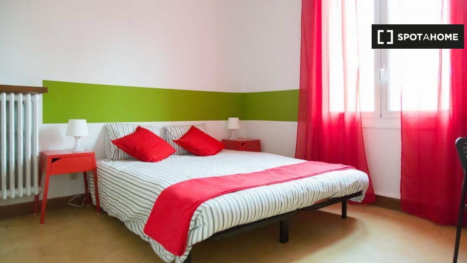 Double room Barcelona, 7 beds, 150m² — photo 1