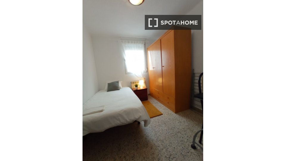 Double room Madrid, 5 beds — photo 5