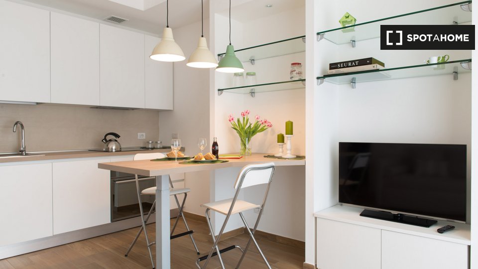 Apartment Milan, 1 bed — photo 11