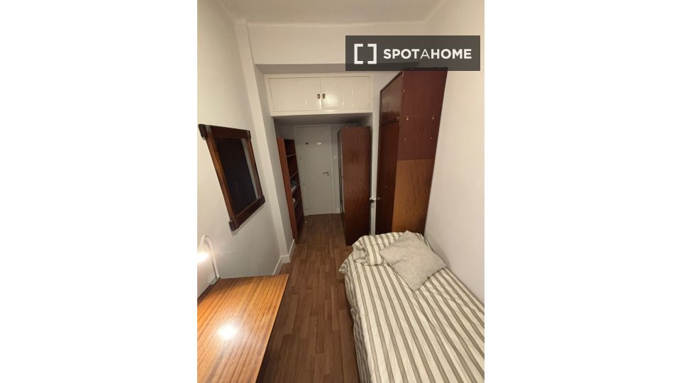 Double room Cartagena, 1 bed, 10m² — photo 8