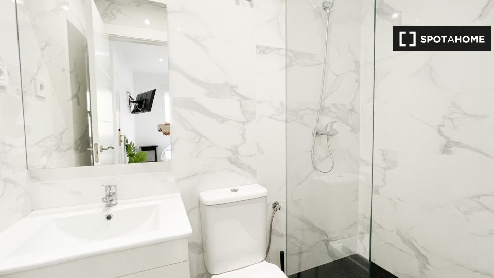 Apartment Madrid, 1 bed — photo 10