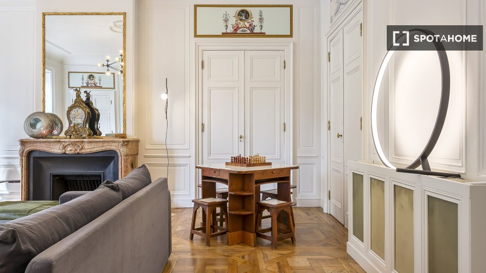Apartment Lyon, 3 beds, 245m² — photo 17