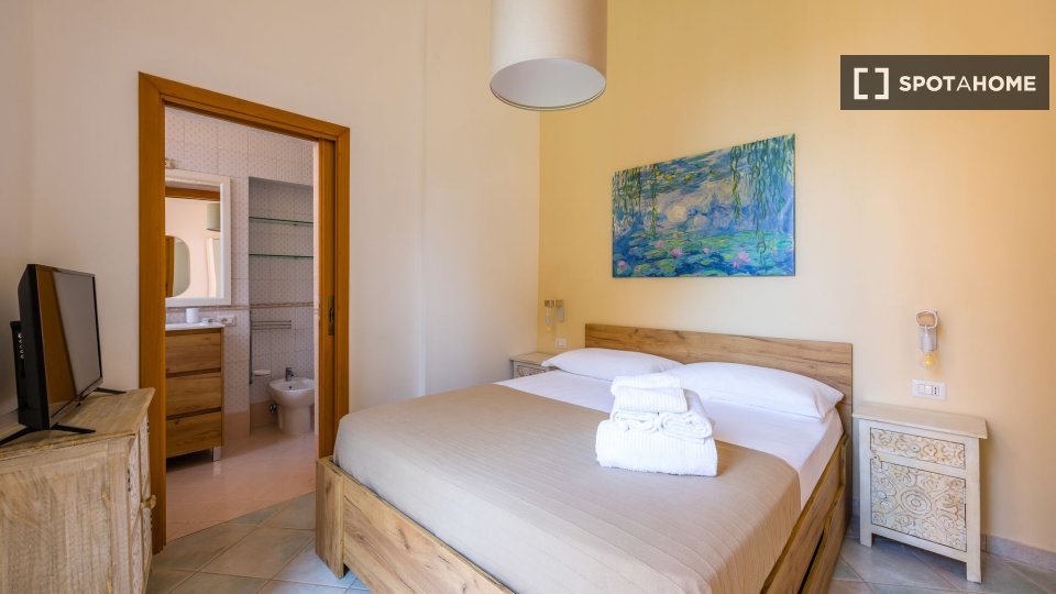 Apartment Naples, 2 beds, 83m² — photo 2