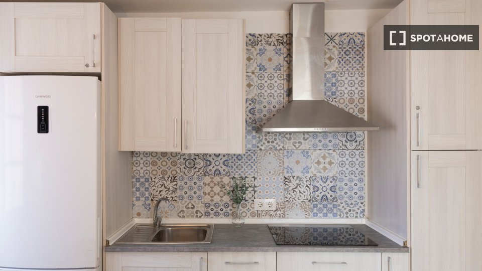 Apartment Valencia, 3 beds, 70m² — photo 41
