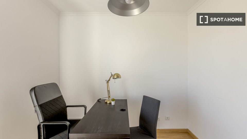 Apartment Lisbon, 3 beds — photo 10