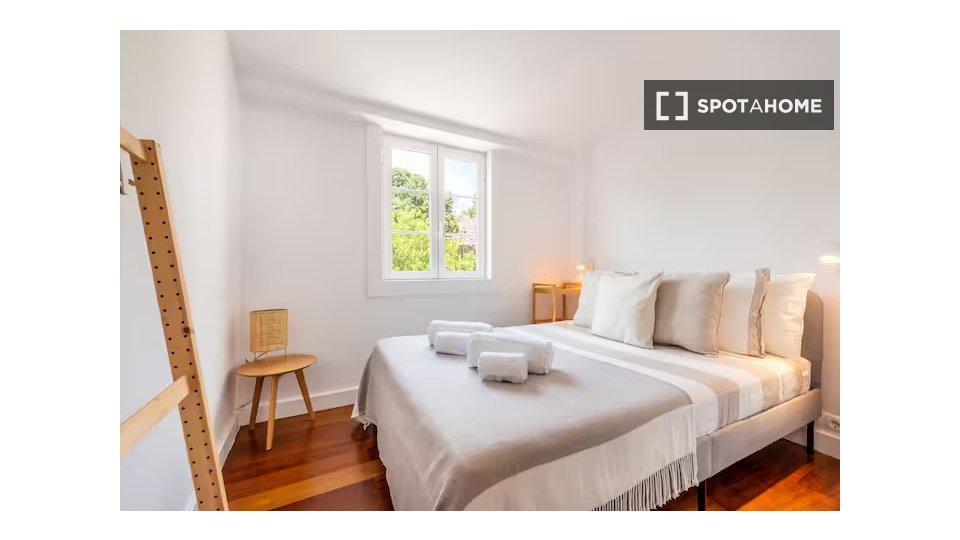 Apartment Lisbon, 1 bed — photo 13