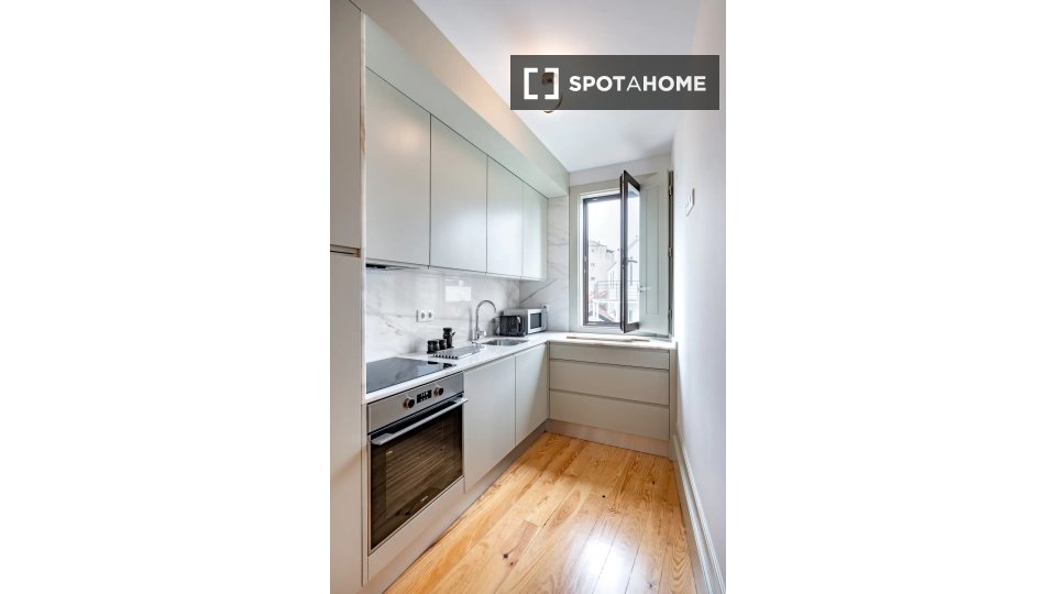 Apartment Porto, 1 bed, 56m² — photo 4