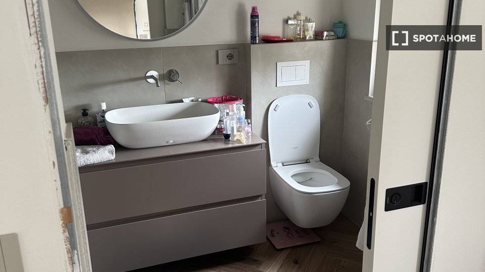 Double room Milan, 3 beds — photo 12