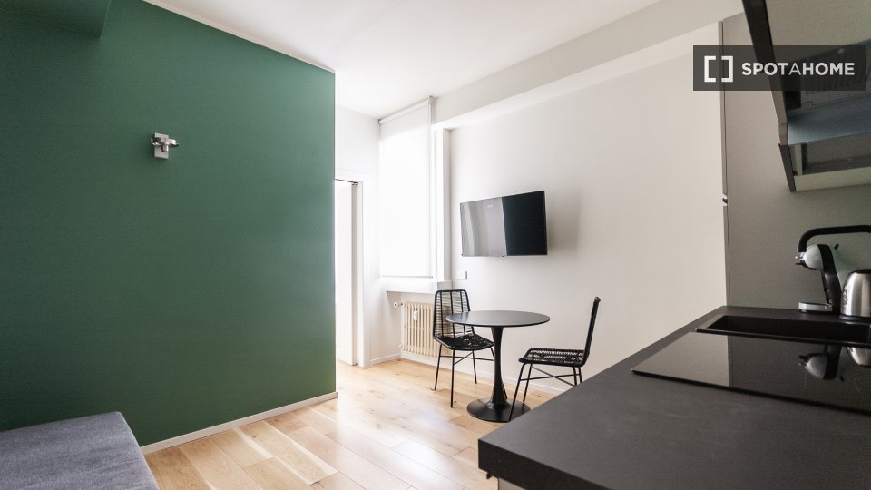 Apartment Milan, 1 bed, 40m² — photo 1