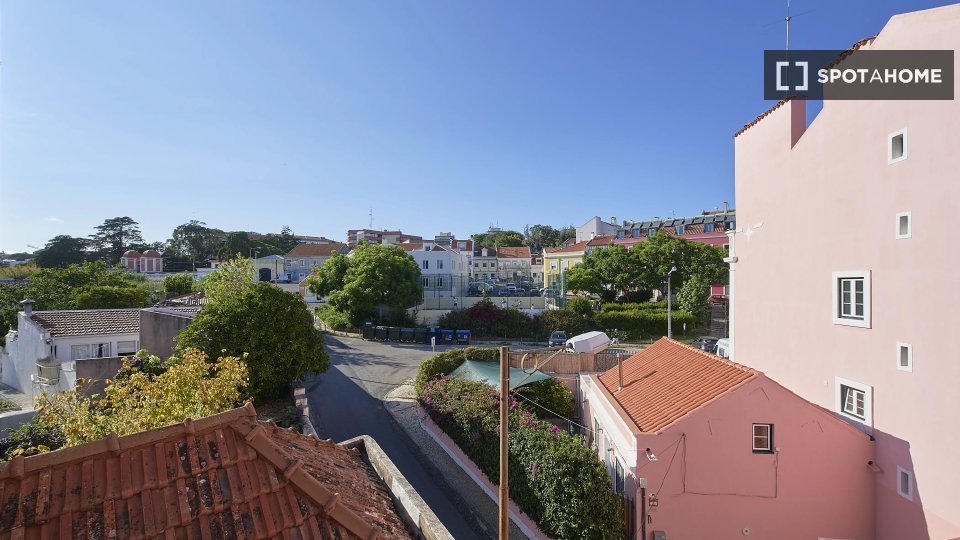 Double room Lisbon, 13 beds — photo 5