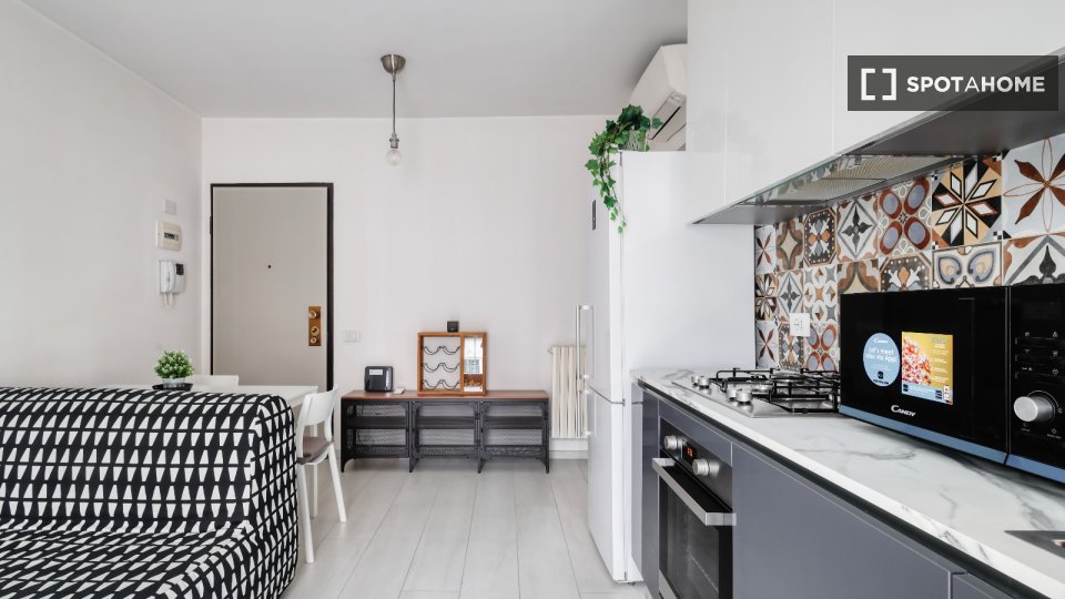 Apartment Milan, 1 bed — photo 3