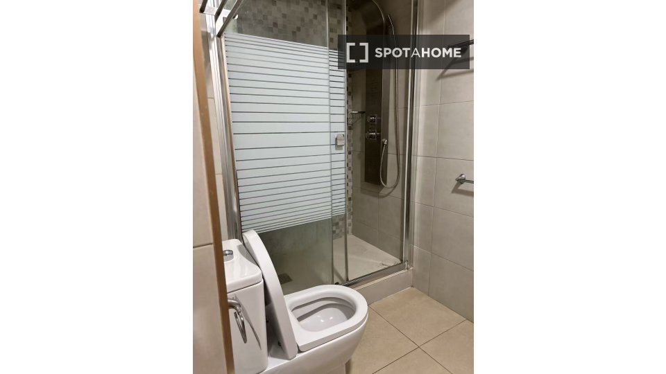 Double room Valencia, 4 beds, 110m² — photo 12