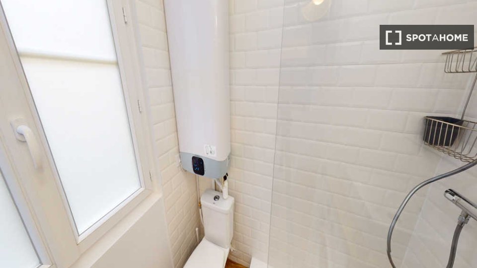 Double room Paris, 9 beds, 150m² — photo 7