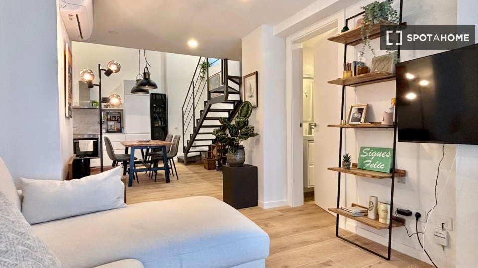 Apartment Barcelona, 3 beds, 105m² — photo 12