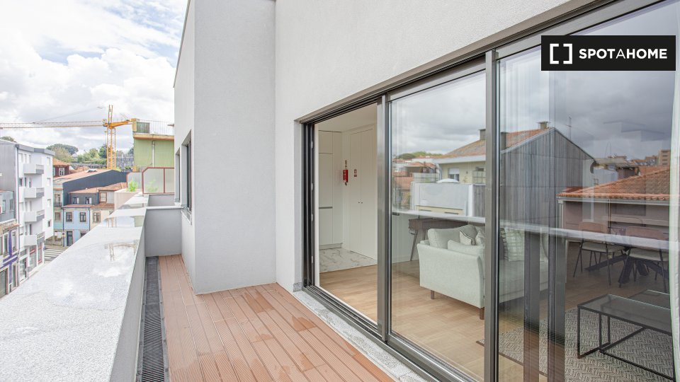 Apartment Porto, 3 beds, 100m² — photo 7