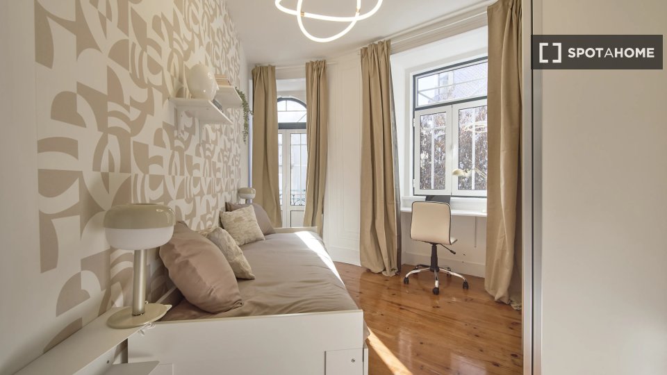 Double room Lisbon, 8 beds — photo 2