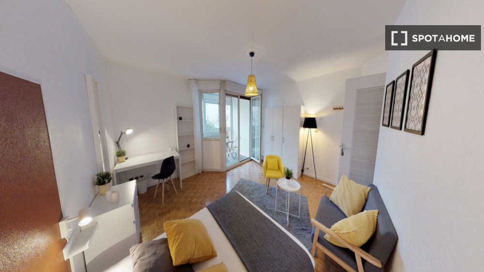 Double room Lyon, 3 beds, 70m² — photo 12