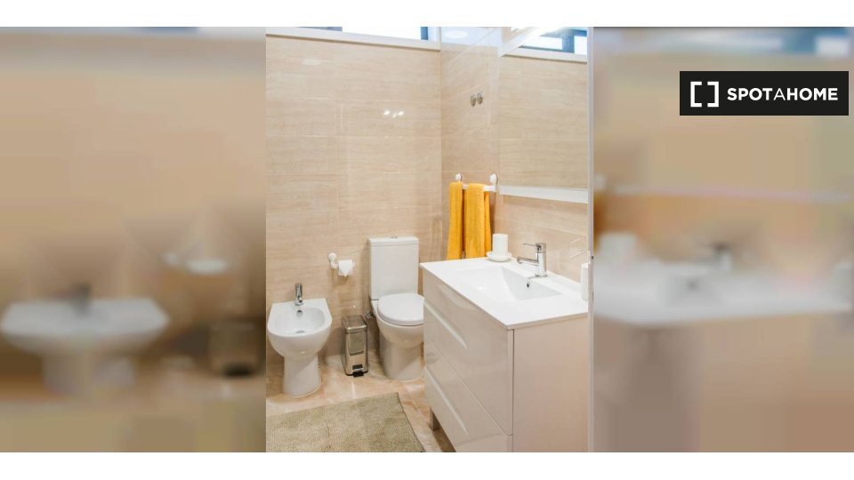 Double room Porto, 5 beds — photo 10