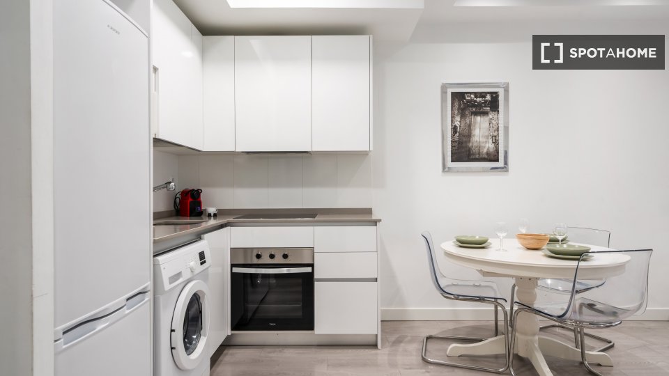 Apartment mono Madrid, 45m² — photo 1