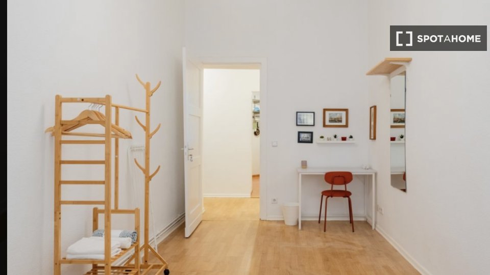 Apartment Berlin, 4 beds, 102m² — photo 5