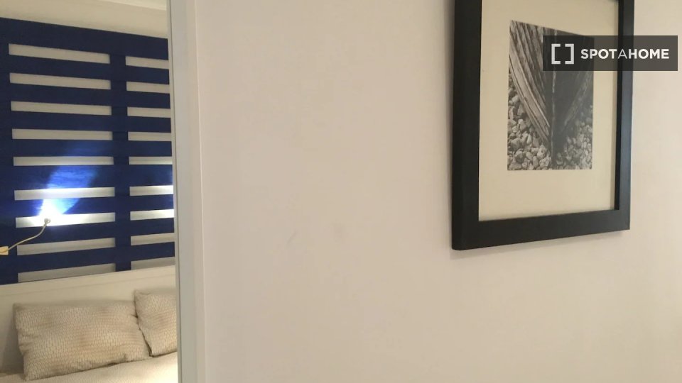 Apartment Lisbon, 1 bed — photo 1
