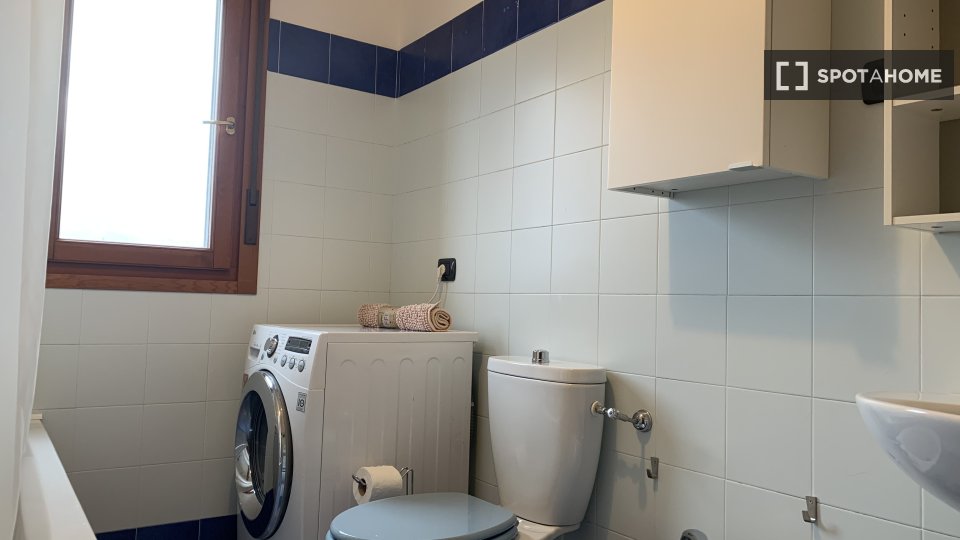 Apartment Florence, 2 beds, 77m² — photo 6
