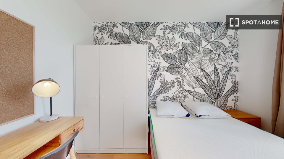 Double room Paris, 8 beds — photo 12