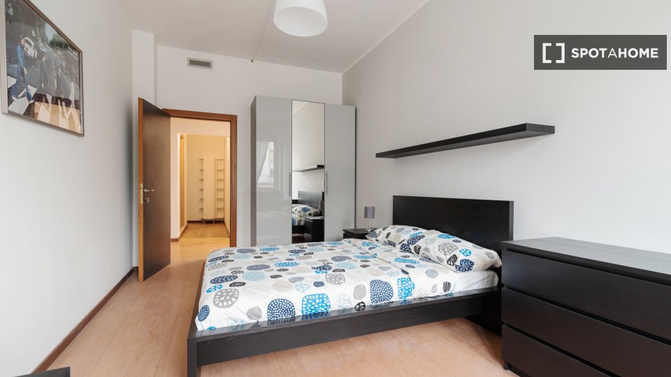 Double room Milan, 12 beds, 320m² — photo 1