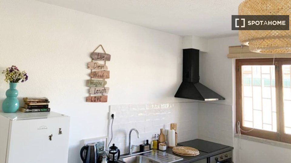 Apartment mono Lisbon — photo 10