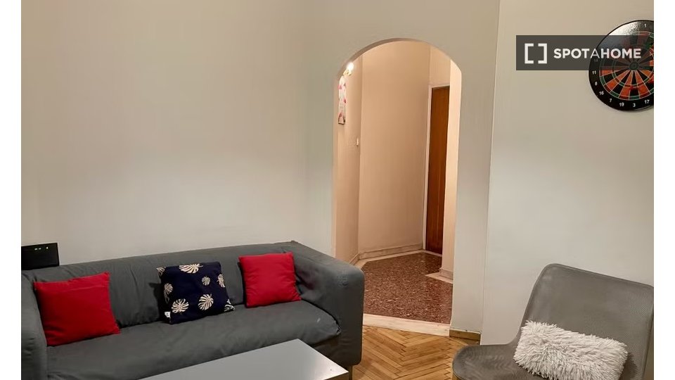 Double room Athens, 5 beds — photo 11