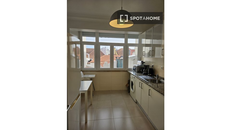 Apartment Lisbon, 2 beds — photo 13