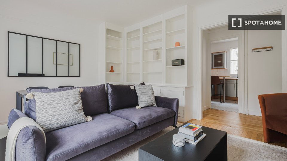 Apartment Paris, 2 beds, 65m² — photo 2