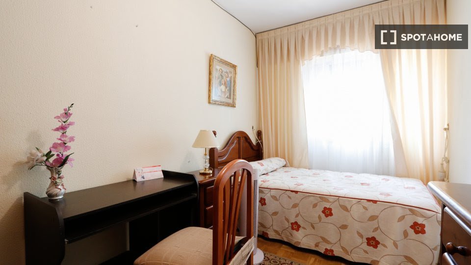 Camera doppia Madrid, 4 camere — foto 10