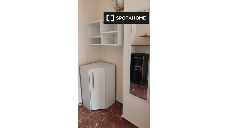 Double room Almeria, 4 beds — photo 6
