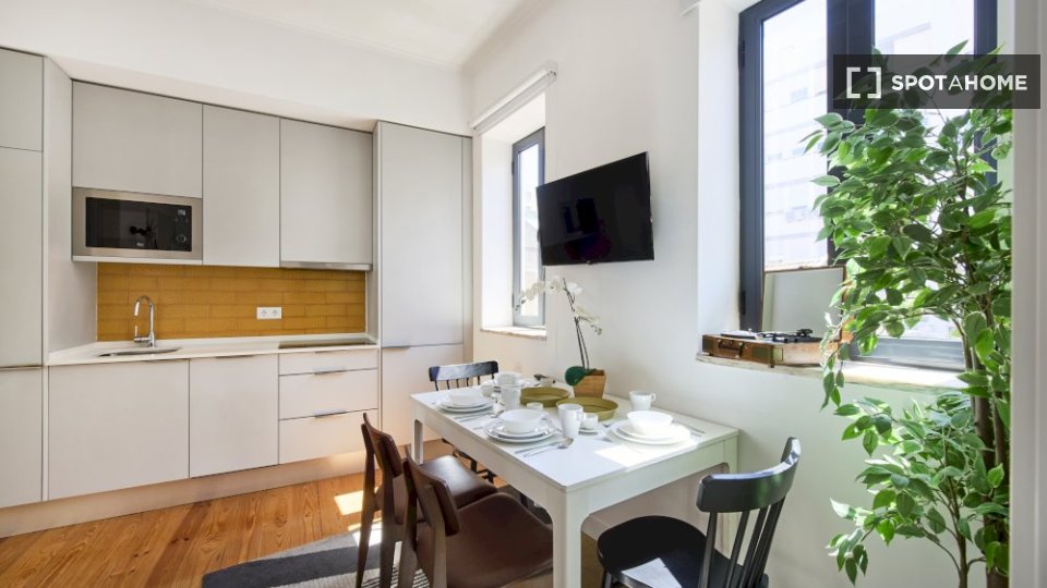 Apartment Lisbon, 1 bed — photo 10