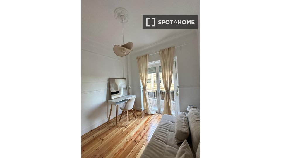 Apartment Lisbon, 2 beds — photo 1