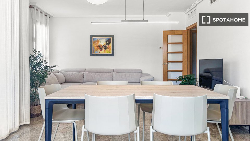 Apartment Valencia, 3 beds, 90m² — photo 8