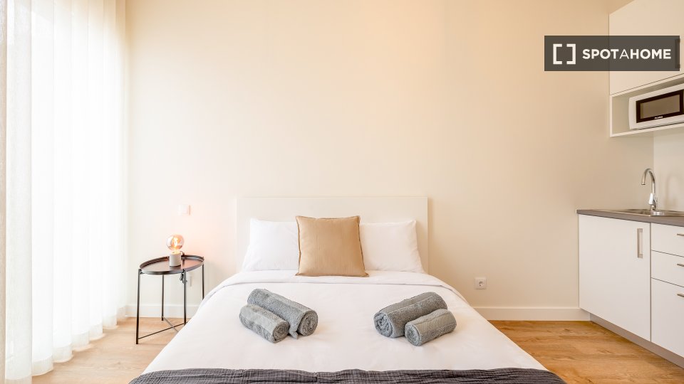 Apartment mono Lisbon, 15m² — photo 9