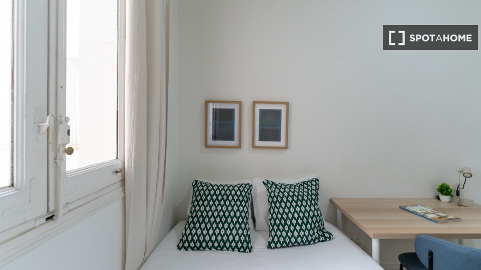 Double room Madrid, 8 beds — photo 29