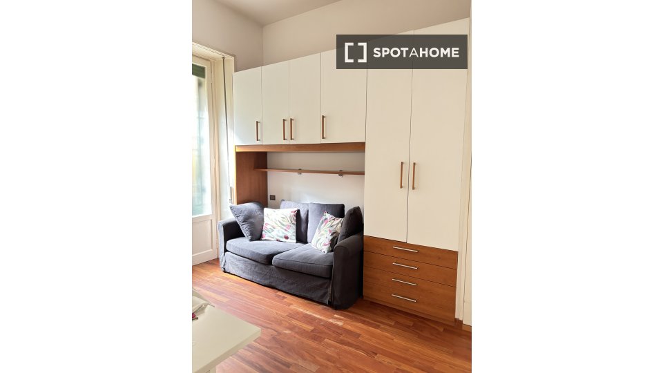 Apartment Milan, 1 bed, 47m² — photo 15