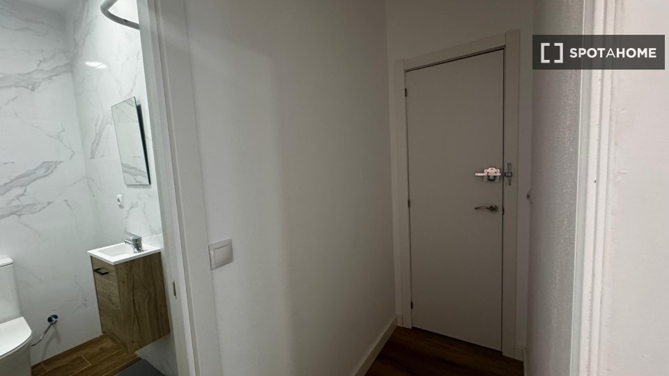 Apartment mono Madrid, 12m² — photo 4