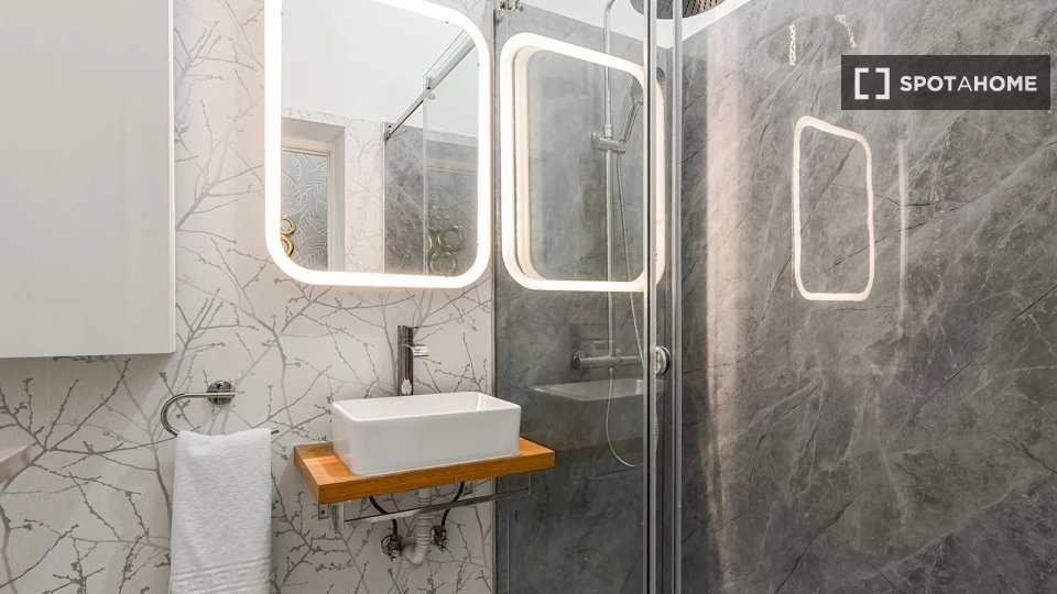 Double room Lisbon, 6 beds — photo 3