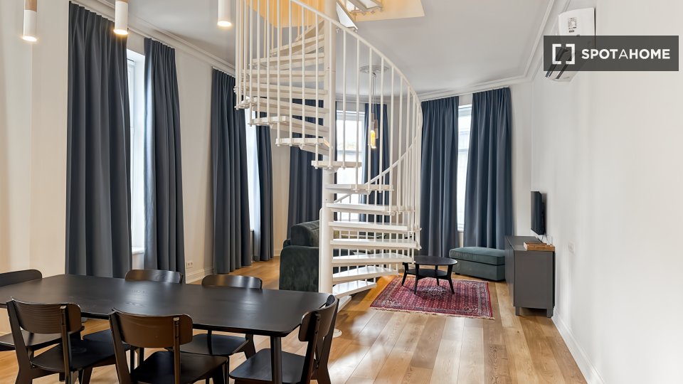 Double room Brussels, 1 bed, 110m² — photo 17