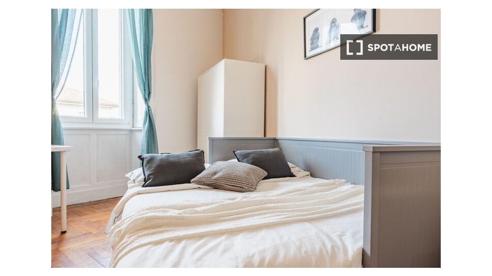 Double room Milan, 5 beds — photo 14