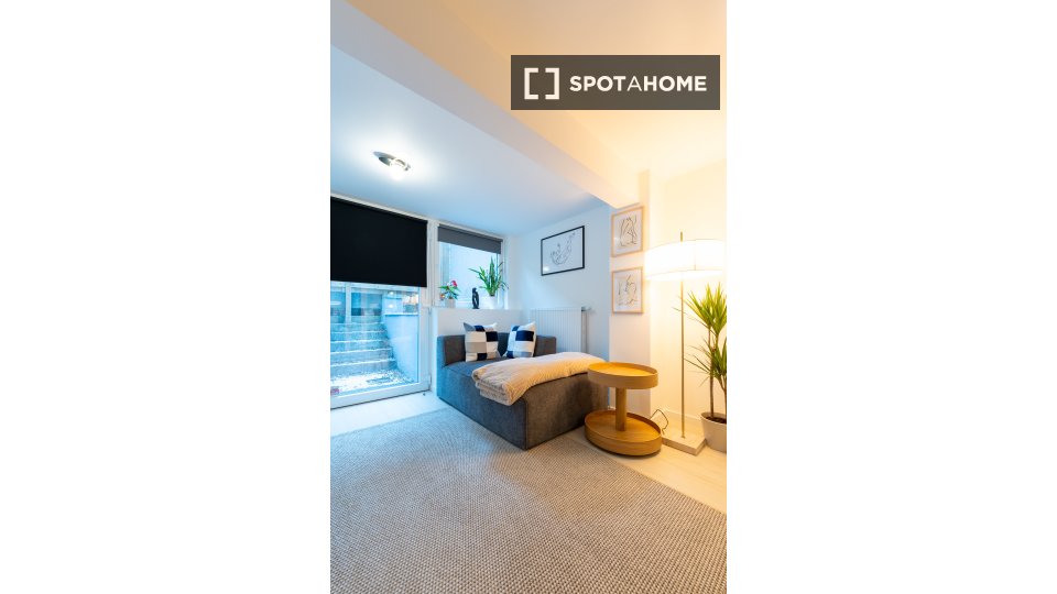 Apartment Brussels, 2 beds, 135m² — photo 8