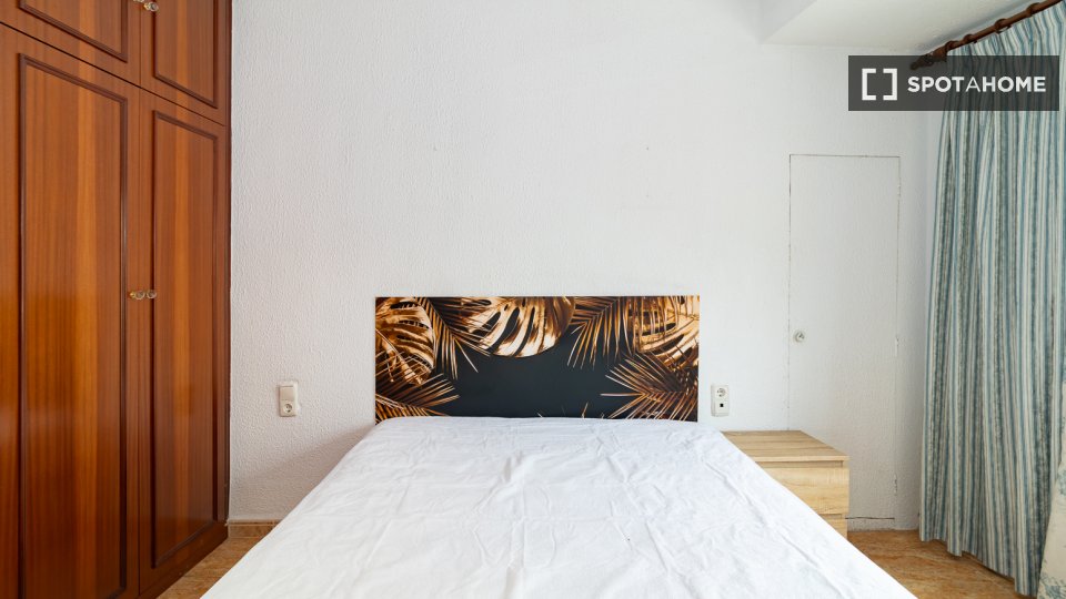 Apartment Valencia, 2 beds, 75m² — photo 9