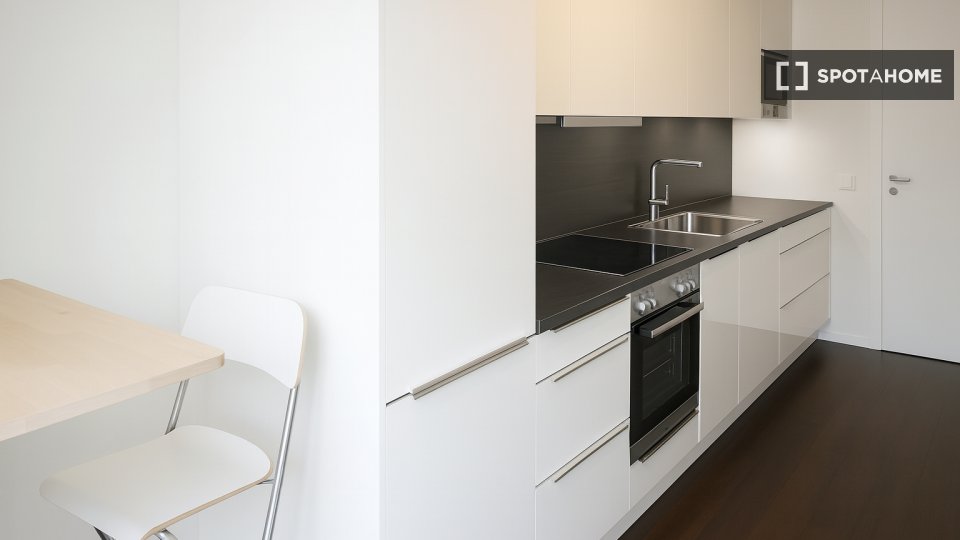 Double room Berlin, 5 beds, 92m² — photo 29
