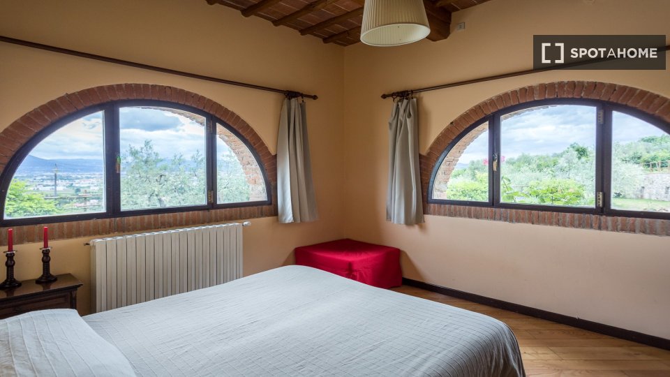 Apartment Florence, 2 beds, 70m² — photo 3