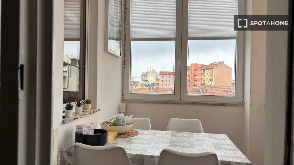 Apartment Milan, 1 bed, 59m² — photo 14