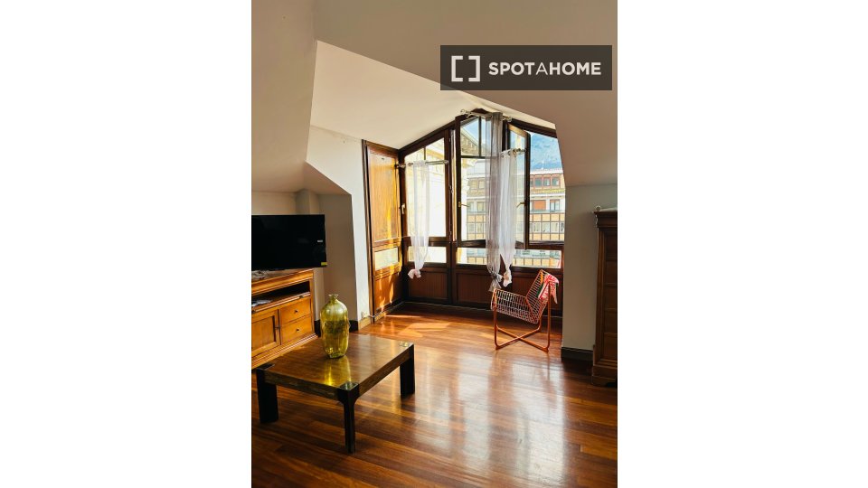 Apartment Bilbao, 2 beds, 80m² — photo 17